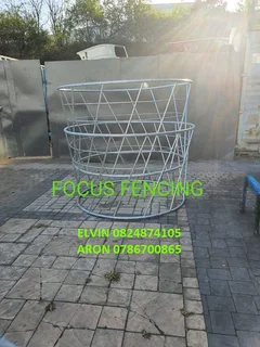 Hot Dipped Galvanized Cattle Hay Feeder Ring - For Sale