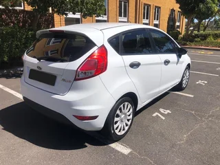 2015 Ford Fiesta 1.4 Ambiente 5 Door with only 88 000km
