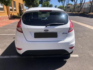 2015 Ford Fiesta 1.4 Ambiente 5 Door with only 88 000km