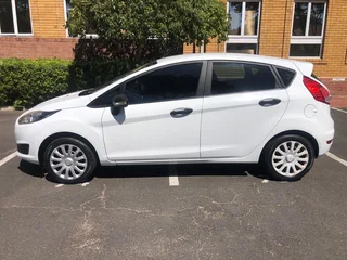 2015 Ford Fiesta Hatchback