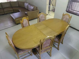 Oak dining table and chairs R4500.00 Bargain