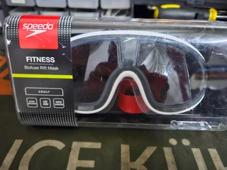 Wetsuit -Mens&#39;s Propel:2  - Size ST (165cm-175cm Height/68-75kg Weight),