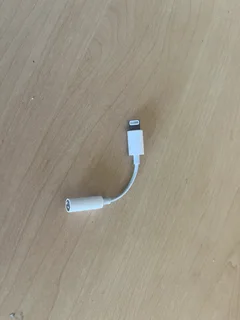 Lightning to Headphone Jack Adapter for iPhone.100% original apple product