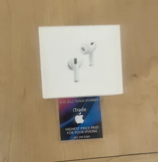 Airpods pro 3-2 week old-11,5 months warranty