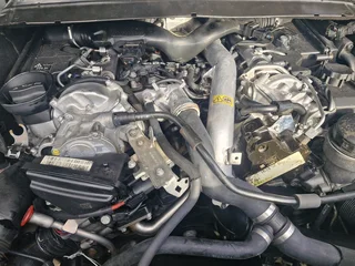 Mercedes-Benz R350 CDI Breaking Up for Spares