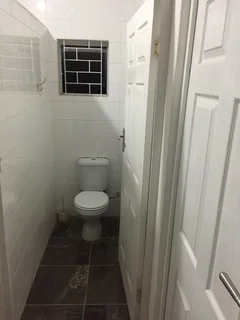 ROOM FOR RENT 0846557225R3500 NO DEPOSIT REQUIRED 550 Bartle Road Durban p