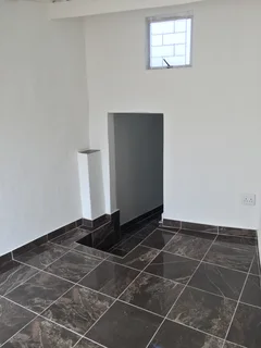 ROOM FOR RENT 0846557225R3500 NO DEPOSIT REQUIRED 550 Bartle Road Durban p