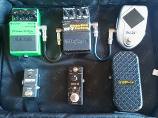 GUITAR EFFECTS PEDALS