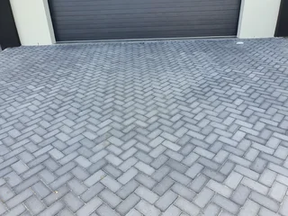 Expert paving you can count on. Call Dura Pave on 082 723 0293.