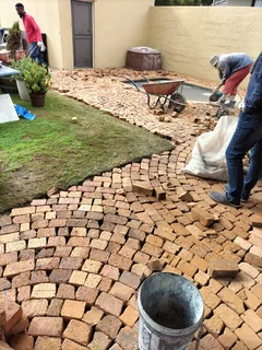 Brick Pavers and cobbles - built to last, Designed to Impress ! Call Dura Pave  on 082 723 0293 !
