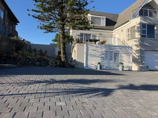 ELEGANT &amp; DURABLE OUTDOOR SURFACES! Contact DURA PAVE on 082 723 0293 for a consultation !