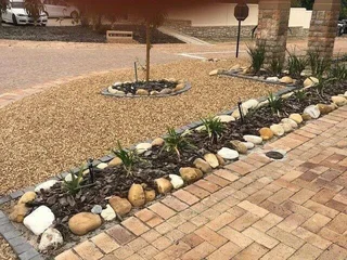 Top quality paving you can count on. Call Dura Pave on 082 723 0293