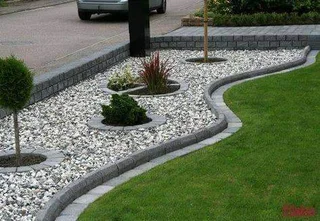 Transform your outdoor space with stylish pavers. Contact Dura Pave for a free quote on 082 723 0293