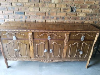 3 Door 3 Drawer Sideboard