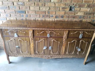 3 Door 3 Drawer Sideboard