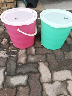 20 litter bucket R100 each