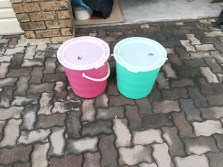 20 litter bucket R100 each
