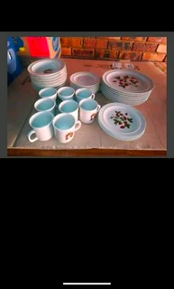 36-piece dinner set!