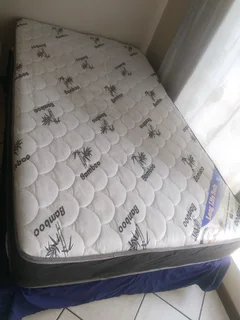 5 Star 3 quarter Bed (Base and Mattress)