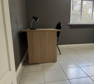 Furnished 2026 Postgrad Rooms – 1 Min to UCT Shuttle, Mowbray