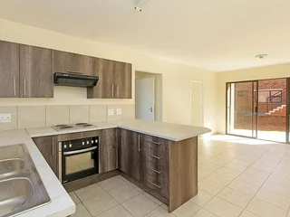 80 sqm - Dgarage - Plot n Plan house built to you r spec,s in Glenlilly in Malmesbury