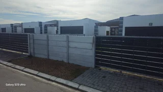 New 80 sqm Plot n Plan House in Houghton in Eersteriver , next to Baden Powell Road