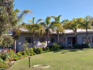 Precious 4 bed house family home with beautifull views in Porterville