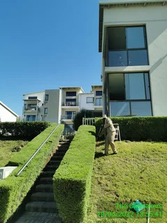 Skilled Gardeners R5, 000 pm South Africans ONLY.