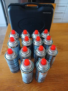 *Bushbaby' butane camping stove