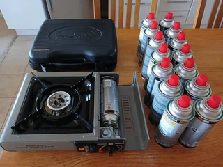 *Bushbaby' butane camping stove