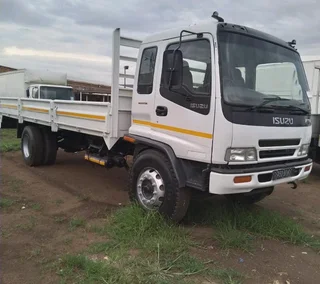 ISUZU FTR800 DROPSIDE TRUCK ON SPECIAL