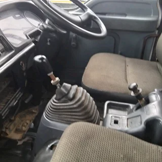 ISUZU FTR800 DROPSIDE TRUCK ON SPECIAL