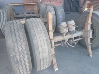 HENRED TRAILER ROUND AXLES ON CLEARANCE SPECIAL