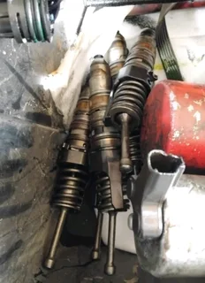 FREIGHTLINER ARGOSY ISX530 BREAKING FOR SPARES