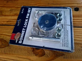 Universal bonnet lock clips