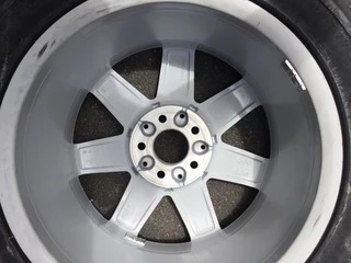 Tyre and Mag wheel ; tyre Mercedes ML