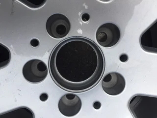 Tyre and Mag wheel ; tyre Mercedes ML