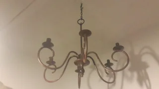 Iron 6 lamp chandelier with copper brushed patina effect in excellent condition