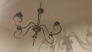 Iron 6 lamp chandelier with copper brushed patina effect in excellent condition