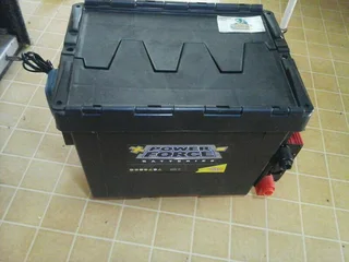 Auxiliary battery power box with 105Ahr deep cycle battery,1000/2000watt power inverter and Optimate