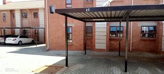 3bed 2 bath Ground floor apartment FOR SALE in Bushmill, Amorosa, Roodepoort R785 000.00