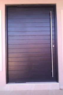 Wooden Door hanging and repairs, pivot doors, Carpenter