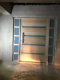 Carpenter Umhlanga, wooden door hanging and repairs, pivot doors