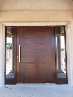 Carpenter Umhlanga, wooden door hanging and repairs, pivot doors