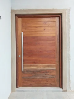 Carpenter, door hanging and repairs, pivot doors, wooden windows, skirtings