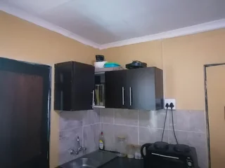 Bachelor apartment available in Westenburg