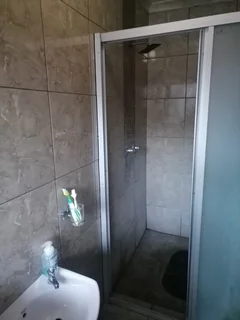 Bachelor apartment available in Westenburg