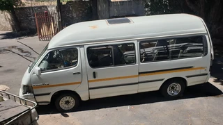 Inyathi Kombi Bus Code 2 for sale with papers (non-runner)
