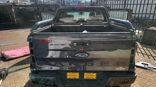 Ford Ranger FX4 2.0D Auto Double-Cab Stripping for Spares