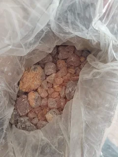 Raw pine resin 4kg for R800 to make beeswax wraps or sticky balm